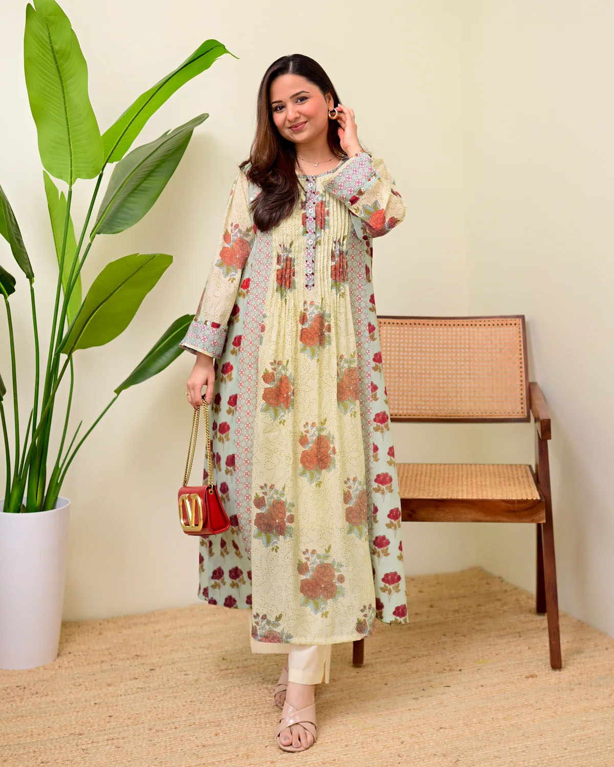 Women's Green Floral Printed Voile A-Line Kurta Pant Set (KPRUSTSIMPY)