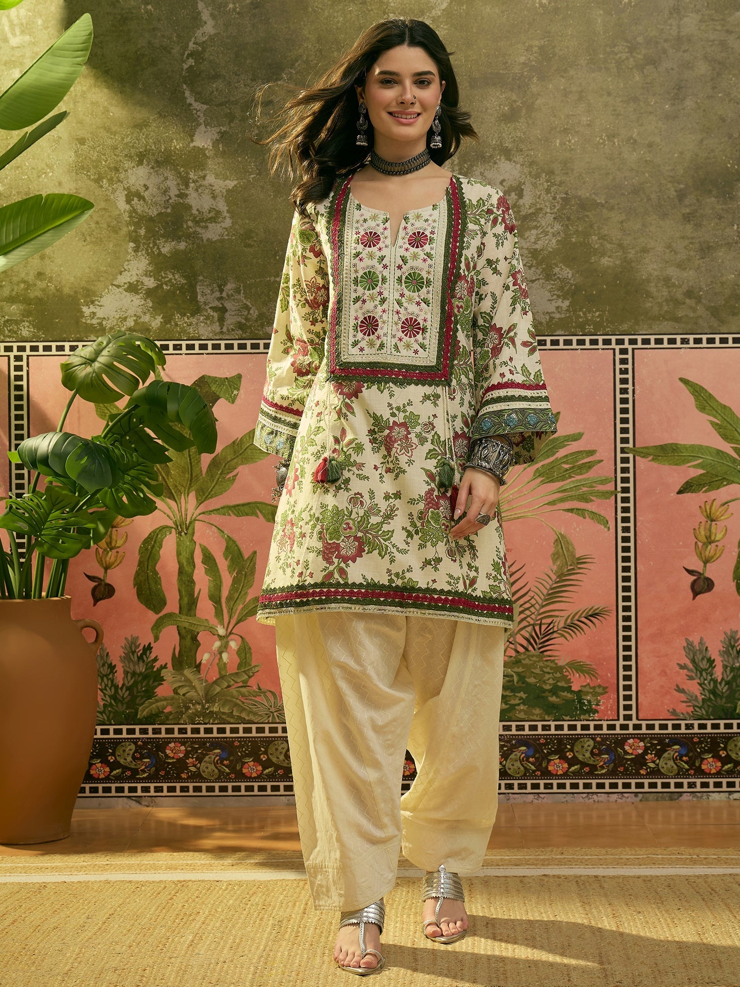Women's Red Floral Printed & Embroidered Cotton A-Line Kurti Farshi Sa