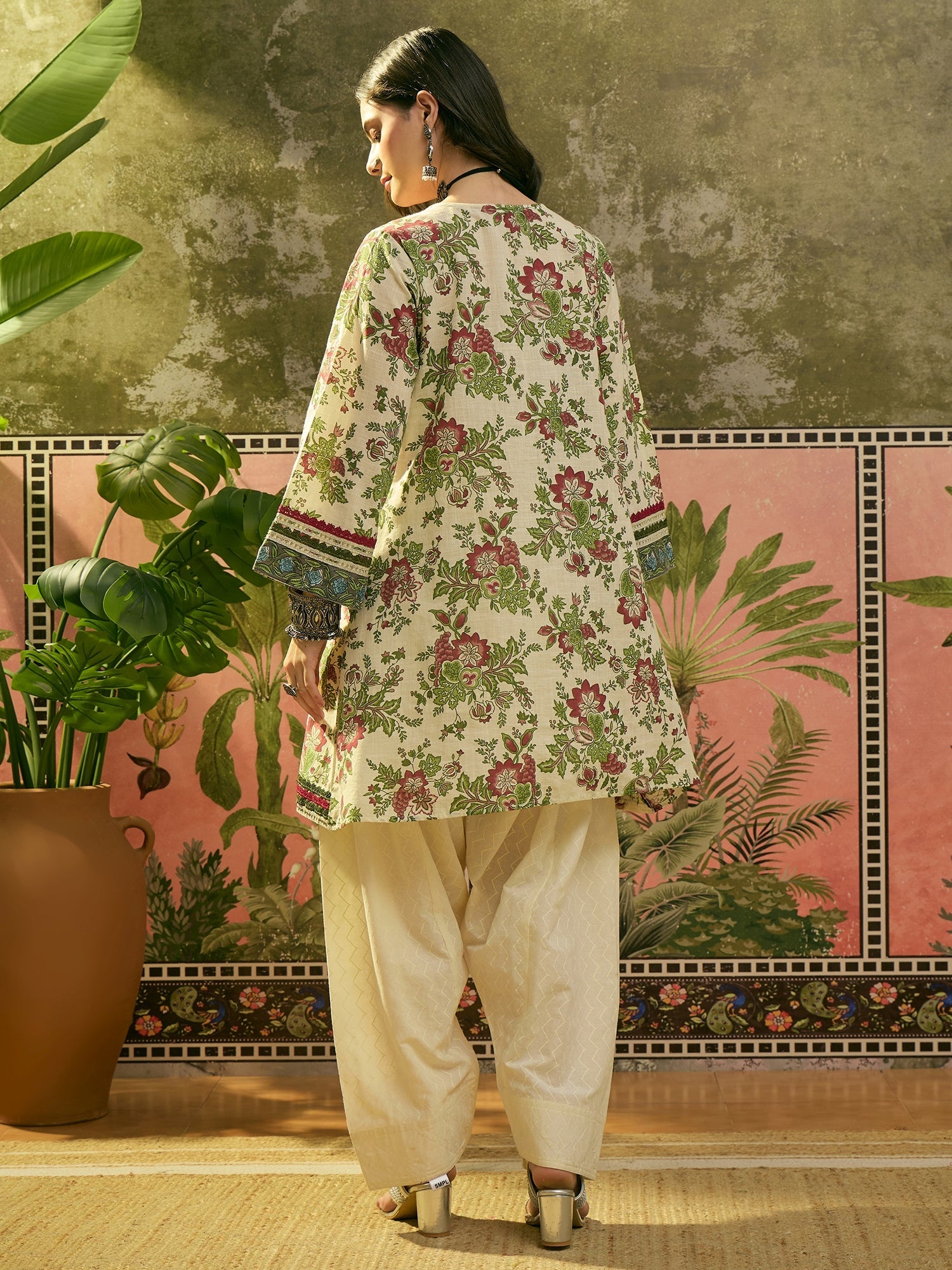 Women's Red Floral Printed & Embroidered Cotton A-Line Kurti Farshi Sa