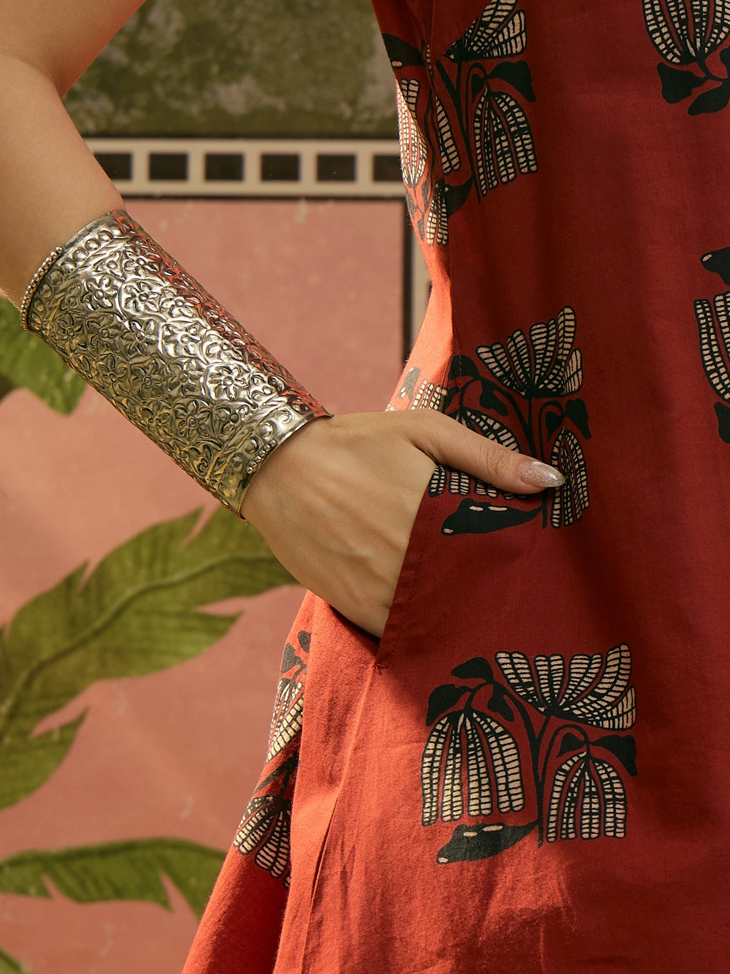 Women's Rust Block Printed Rayon Straight Kurta (RUSTMACAU) | DesiQlo