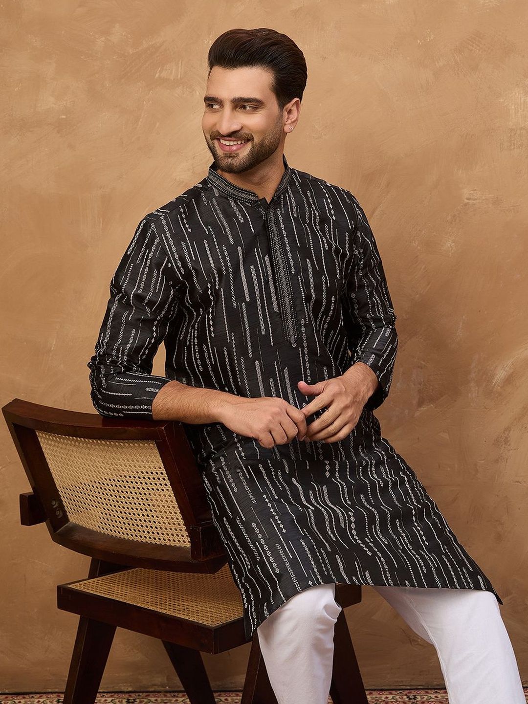 Ethnic Bay Men Black Silk Blend Geometric Printed Straight Kurta With Pant Set-MKSET1516