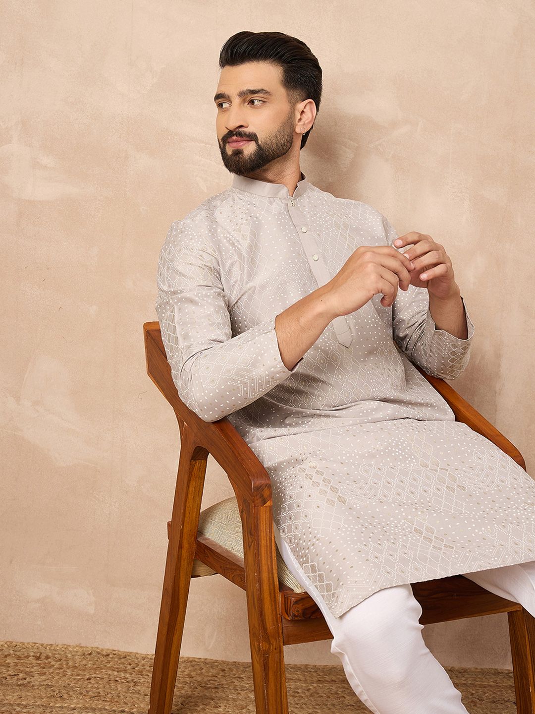 Ethnic Bay Men Grey Silk Geometric Printed Straight Kurta With Pant Set-MKSET1272