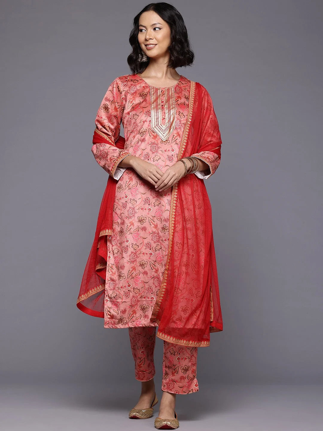 Floral Velvet Kurta Set with Dupatta | Women's Kurta Sets