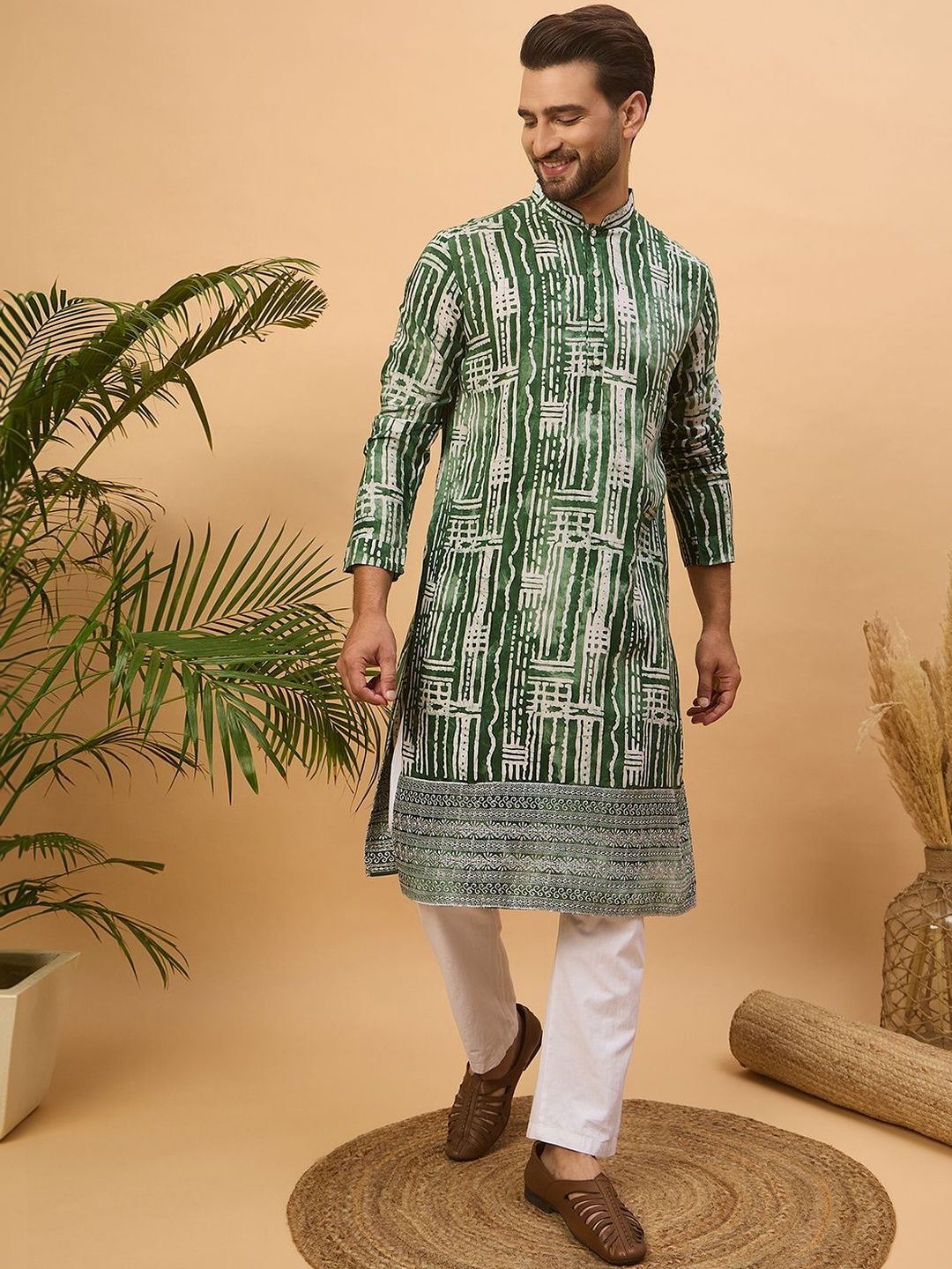 Ethnic Bay Men Green Viscose Rayon Batik Embroidered Straight Kurta With Pant Set-MKSET1500