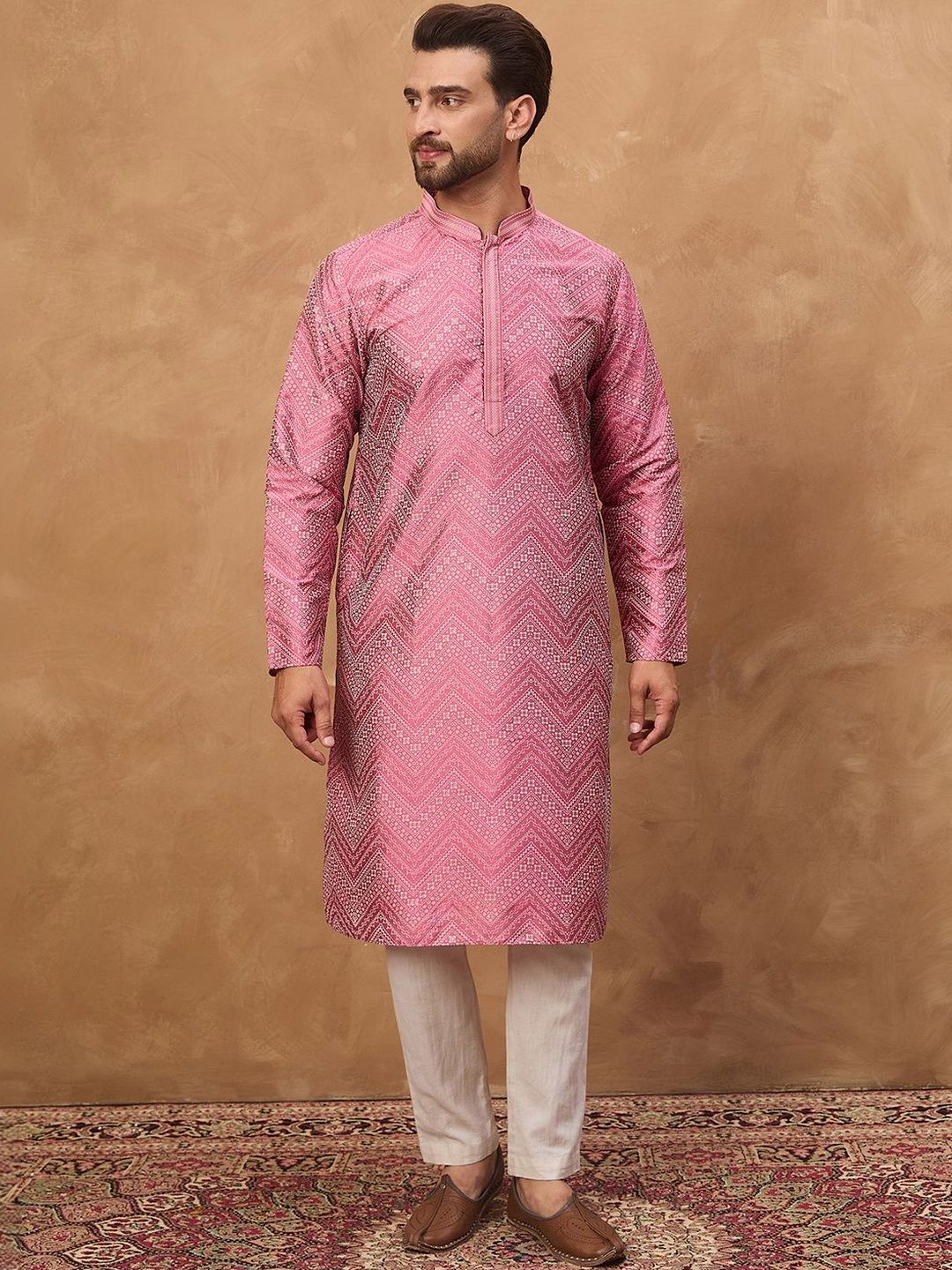 Ethnic Bay Men Pink Silk Blend Geometric Printed Straight Kurta With Pant Set-MKSET1532
