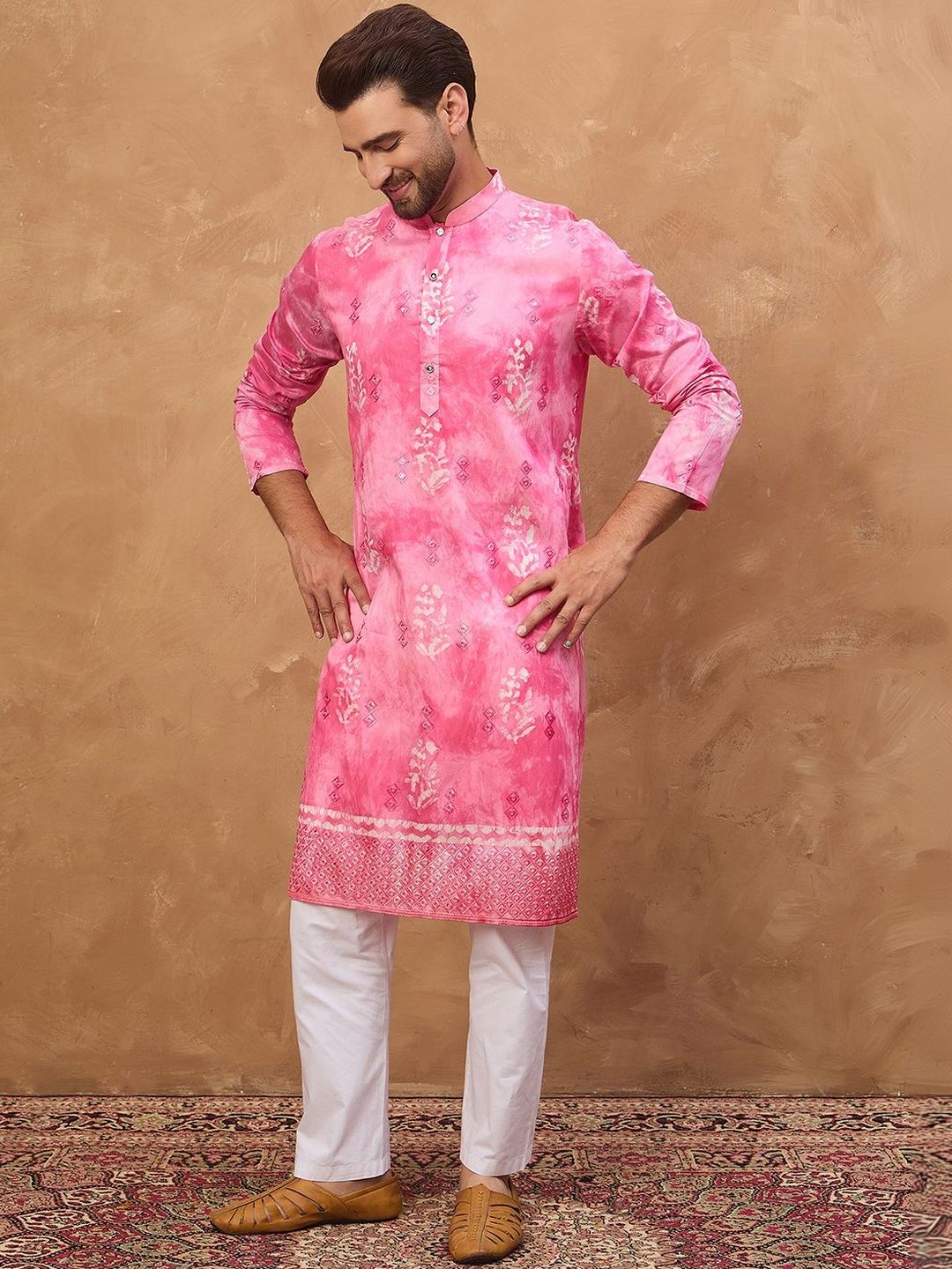 Ethnic Bay Men Pink Silk Blend Batik Embroidered Straight Kurta With Pant Set-MKSET1515