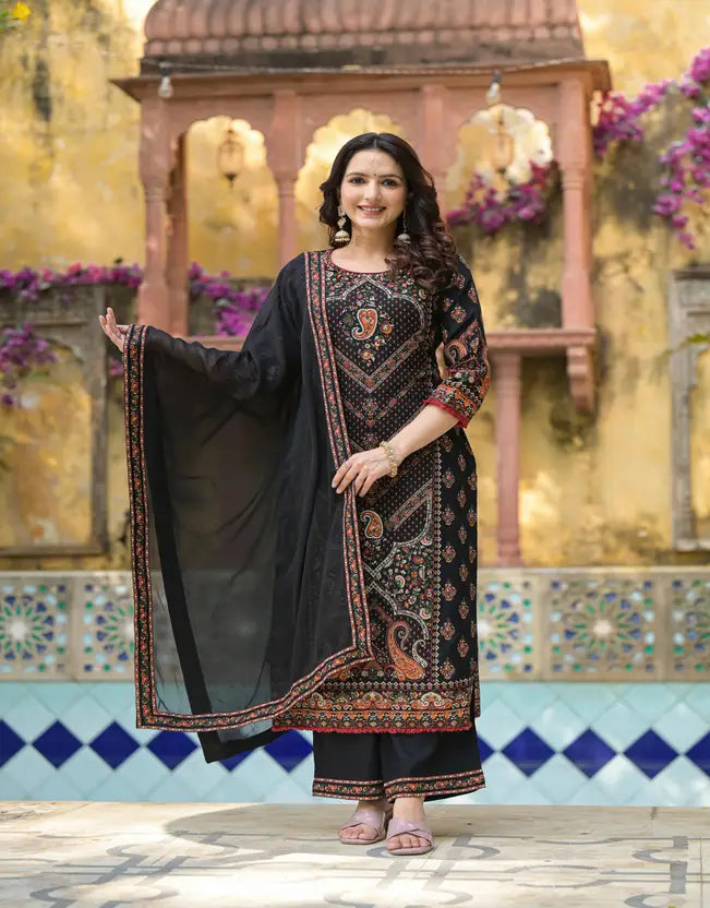 Noir Ikat Echo Black & White  Printed Kurta Pant And Dupatta Set