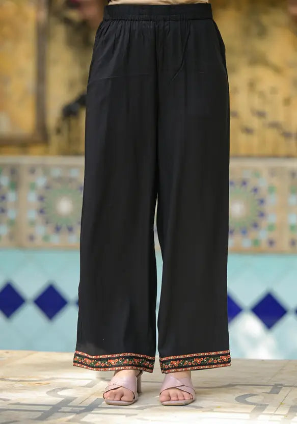 Noir Ikat Echo Black & White  Printed Kurta Pant And Dupatta Set