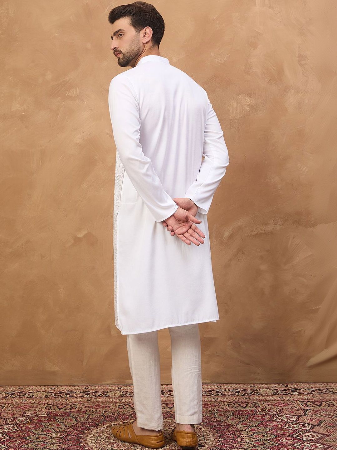 Ethnic Bay Men White Silk Blend Solid Embroidered Straight Kurta With Pant Set-MKSET1444