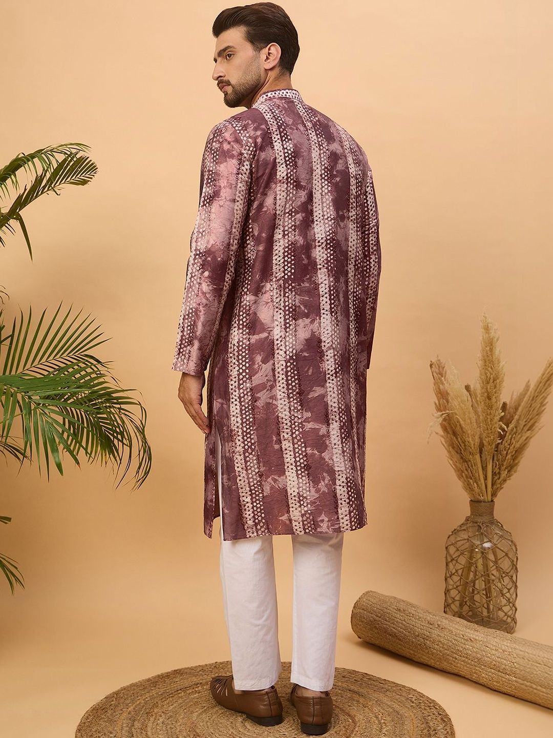 Ethnic Bay Men Burgundy Silk Blend Shibori Embroidered Straight Kurta With Pant Set-MKSET1537