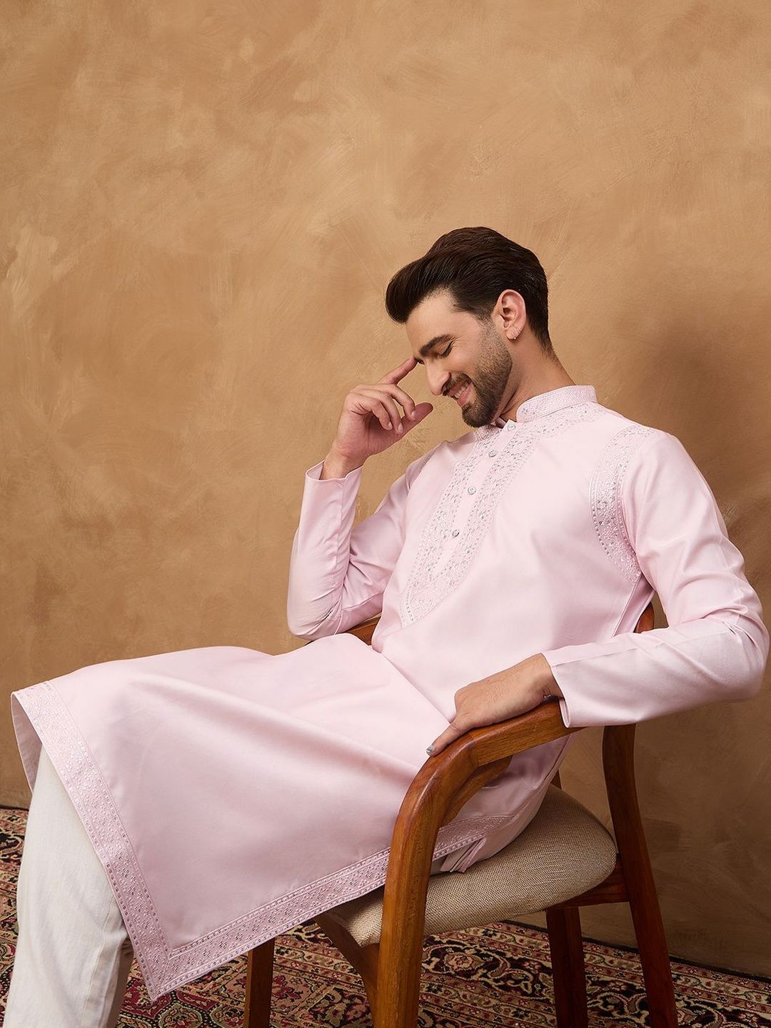 Ethnic Bay Men Pink Silk Blend Solid Embroidered Straight Kurta With Pant Set-MKSET1512