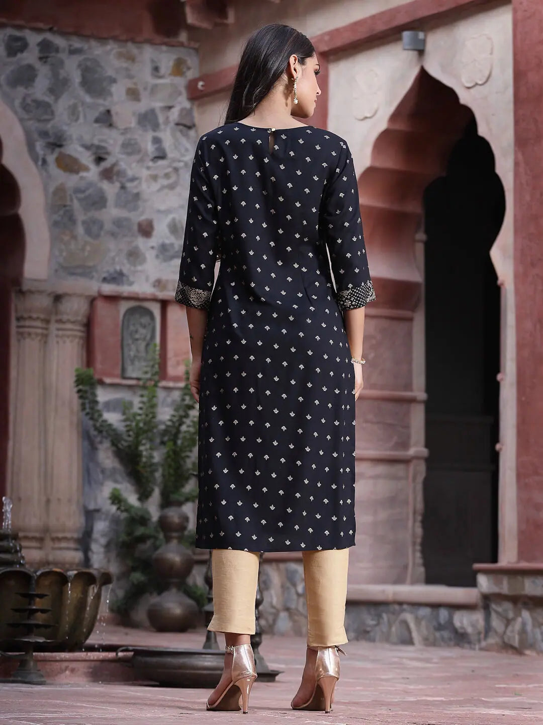 Black Printed Kurta | Stylish Indian Kurta for Women Online