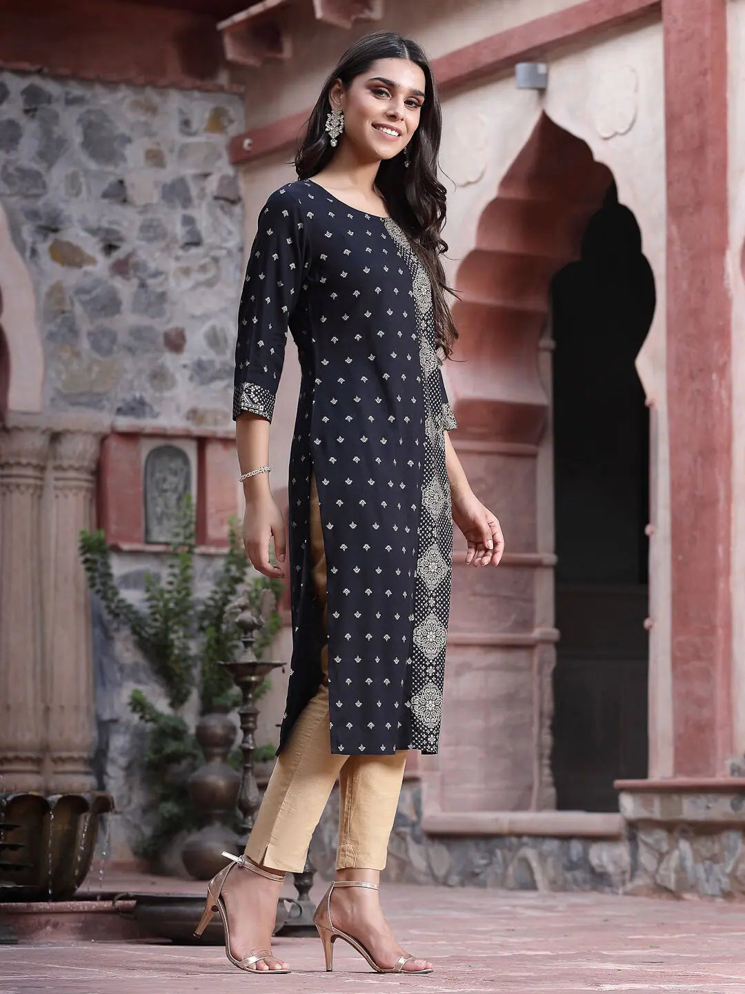 Black Printed Kurta | Stylish Indian Kurta for Women Online