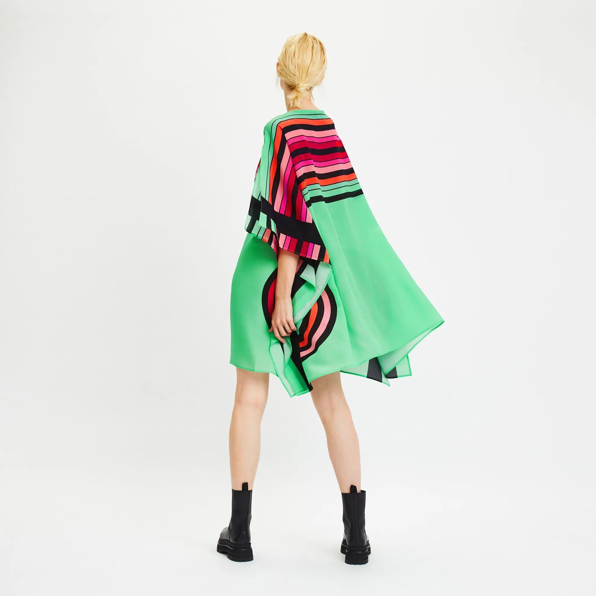 Premium Chelsea Georgette Kaftans - Women's Resort Wear