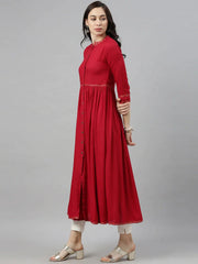 Women Red Solid Mandarin Collar Kurta