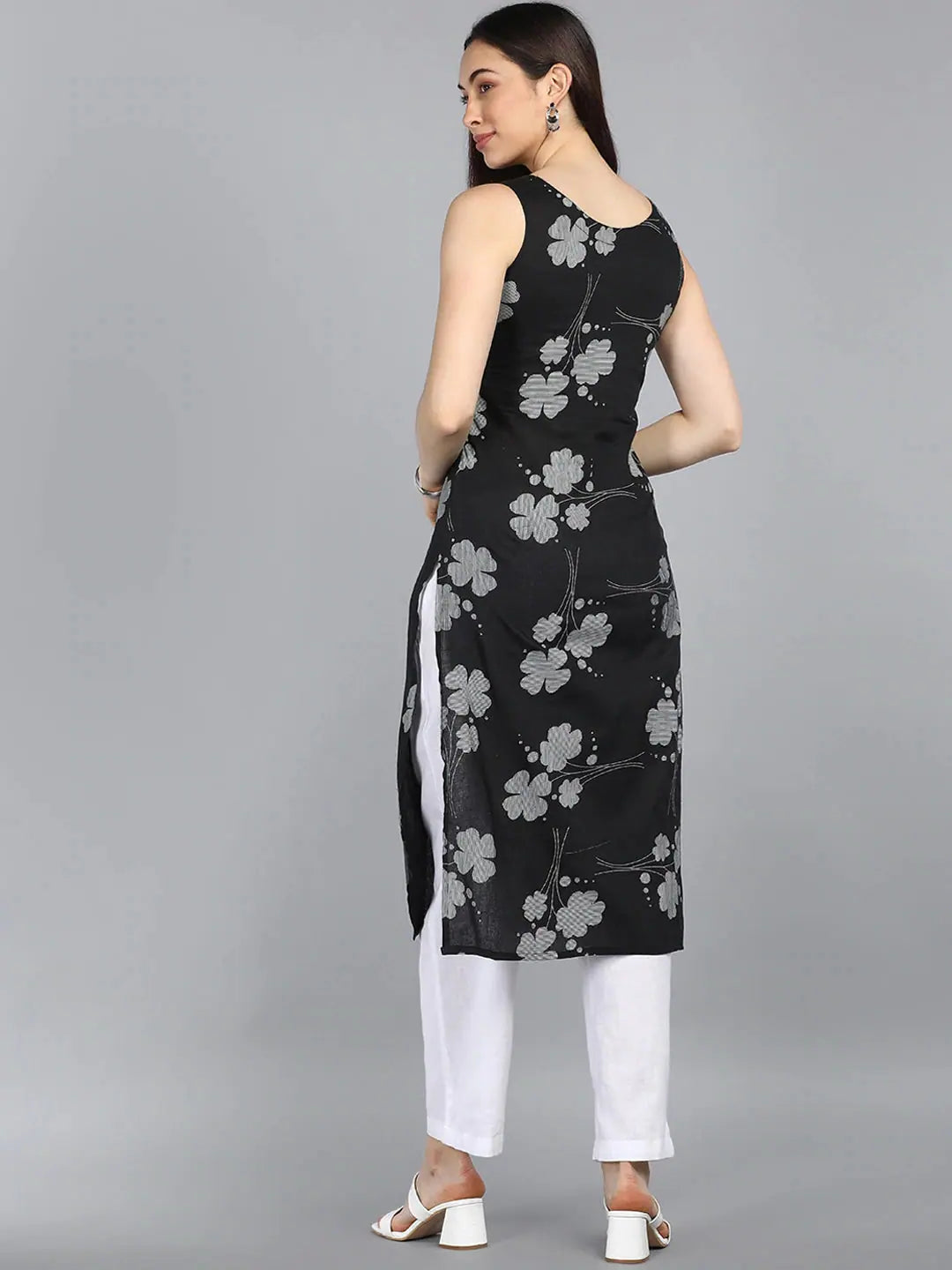 Black Floral Printed Kurtas | Indian Kurtis for Women- DesiQlo