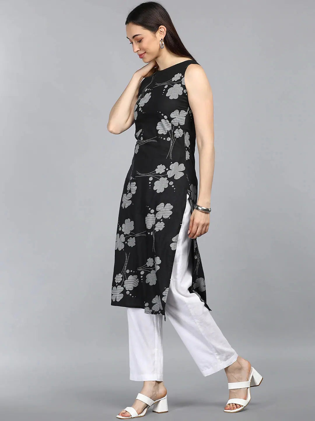 Black Floral Printed Kurtas | Indian Kurtis for Women- DesiQlo