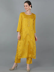 Women Yellow Silk Blend Solid Kurtas Vck8866