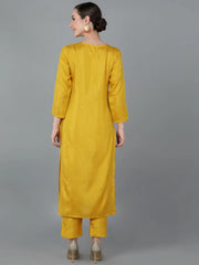 Women Yellow Silk Blend Solid Kurtas Vck8866