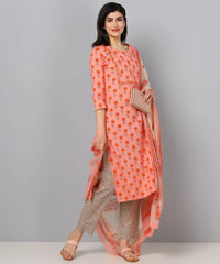 Women Pink And White Color Cotton Fabric Printed Fancy Kurta