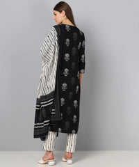 Women Black White Printed Kurta With Trousers Dupatta