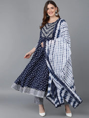Women Blue Pure Cotton Kurta Trousers With Dupatta 3