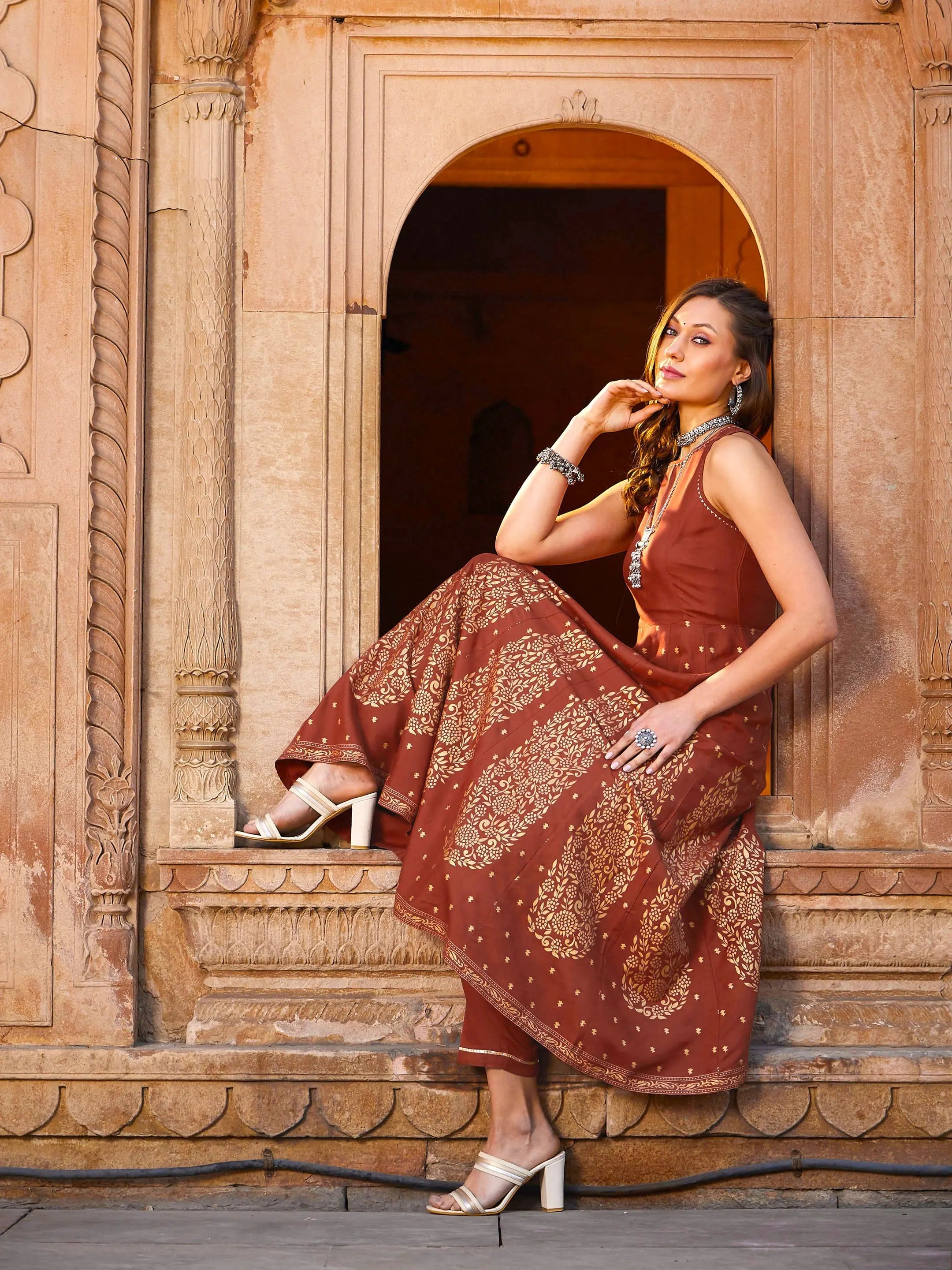 Rust Sleeveless Anarkali Kurta Set | Foil Print Anarkali Dress