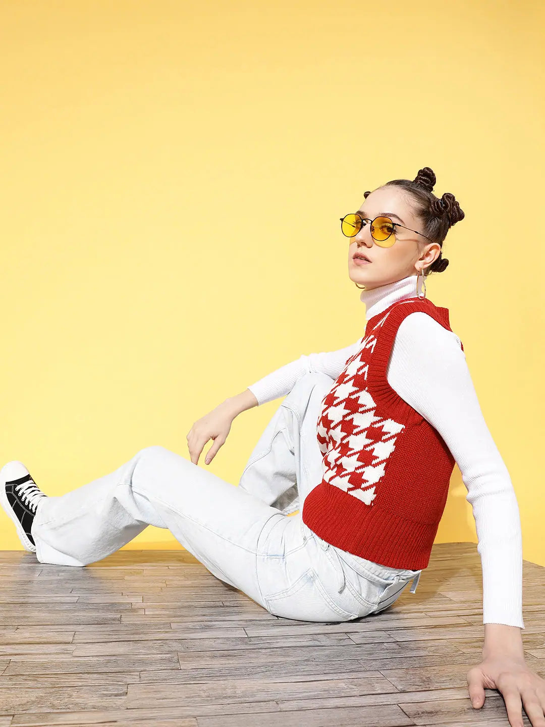 Red Houndstooth Sleeveless Sweater | Women's Western Wear