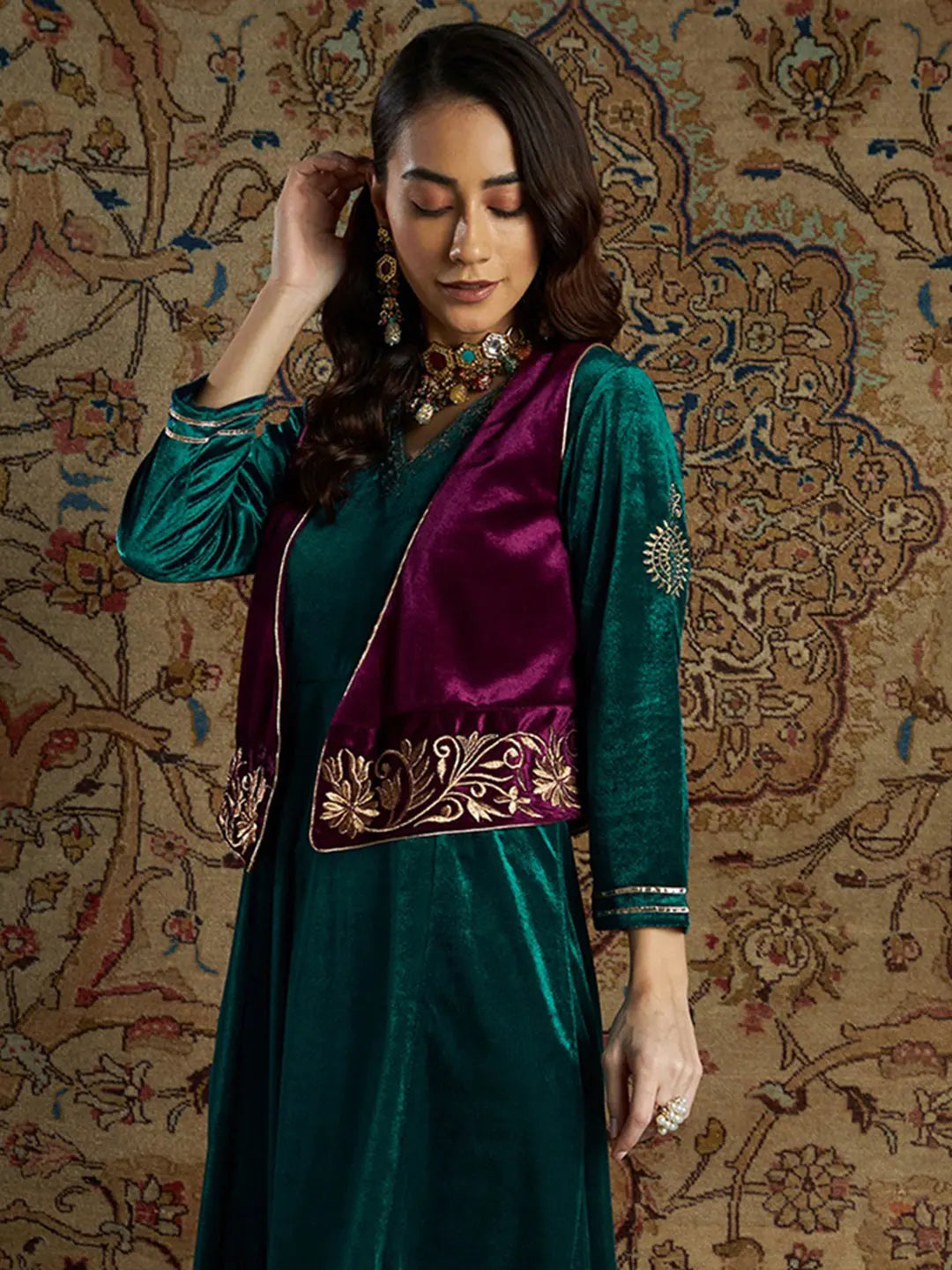 Embroidered Velvet Waistcoat - Women's Fashion Jackets