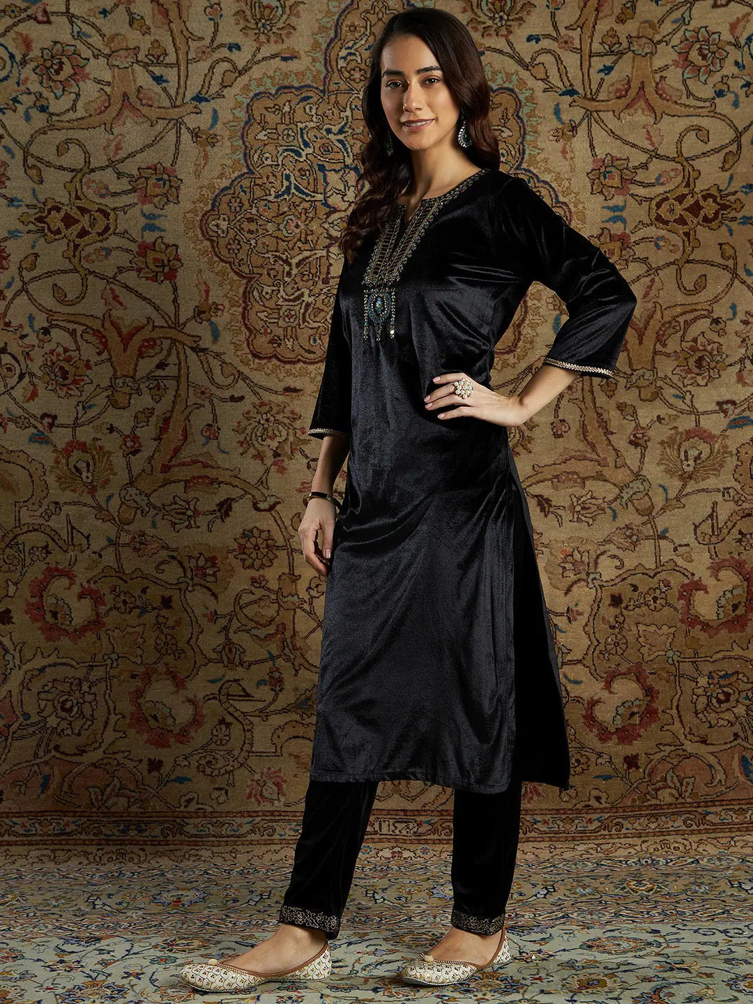 Black Velvet Zari Embroidered Indian Kurtas for Women - Elegant