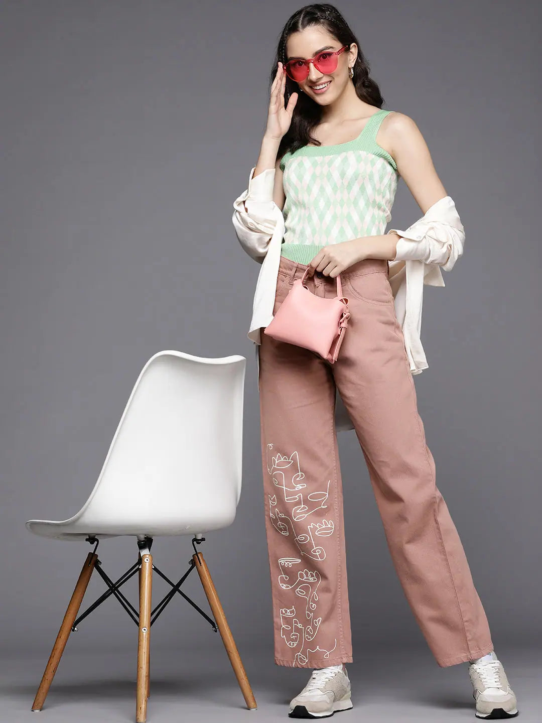 Peach Line Art Print Straight Jeans - Women's Western Wear