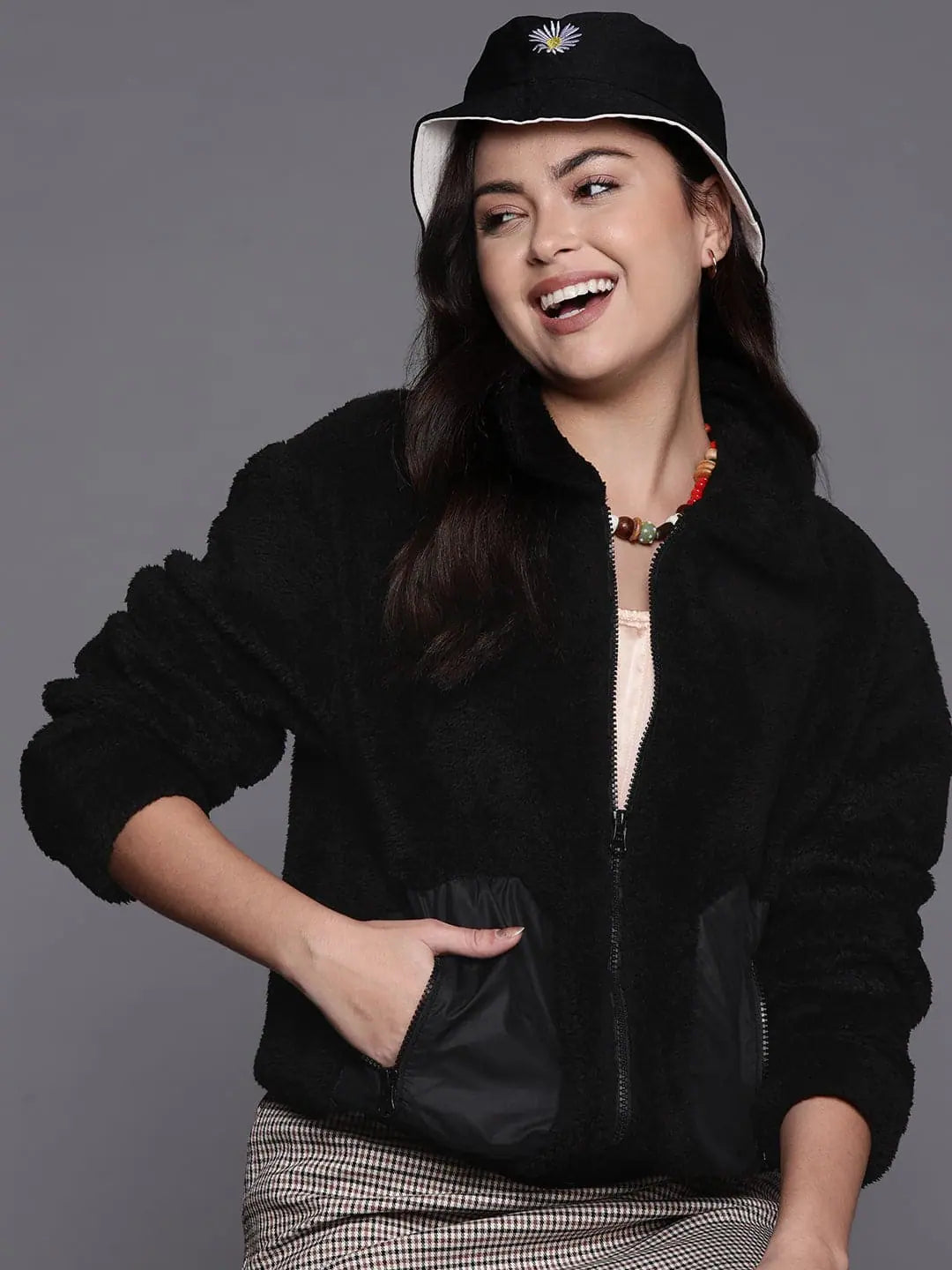 Black Faux Fur Jacket for Women - Trendy Women's Outerwear