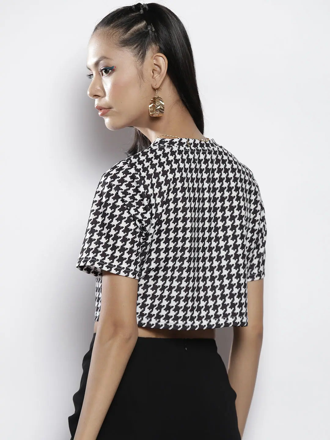 Geometric Knit Crop Top | Women's Western Clothing