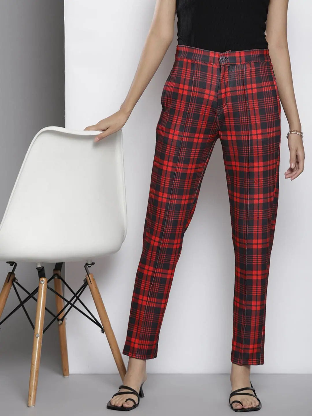 Red Check Knit Tapered Pants | Women's Western Clothing