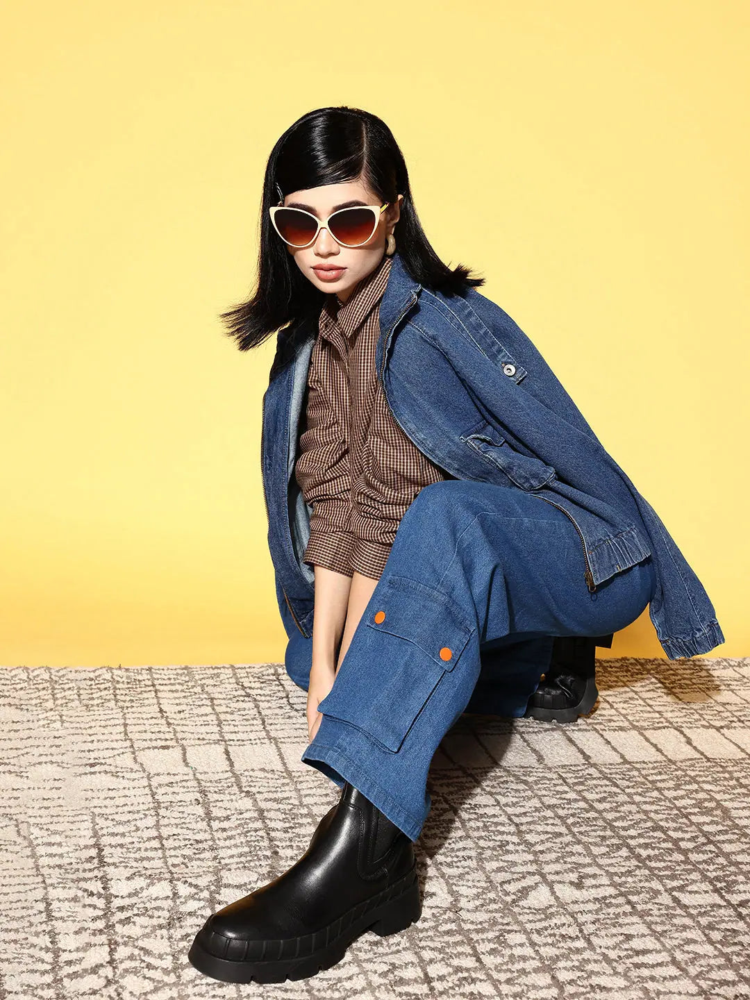 Women's Western Clothing: Blue Hem Pocket Stretch Straight Jeans