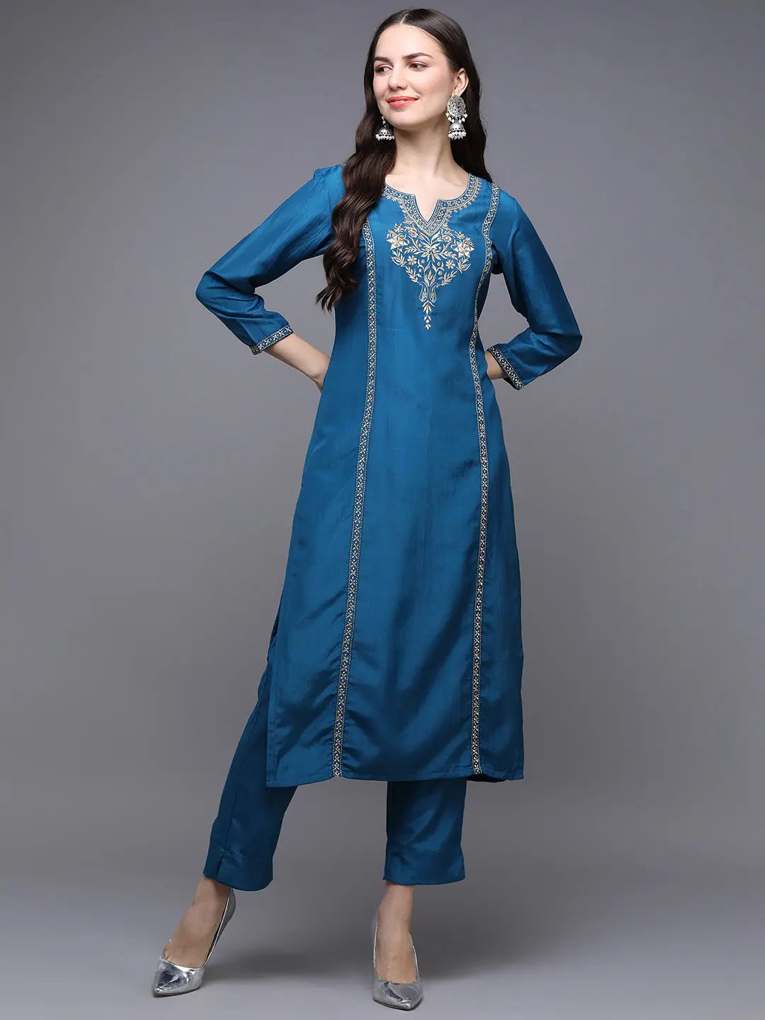 Blue Embroidered Silk Kurta Set - Elegant Women's Kurta Sets
