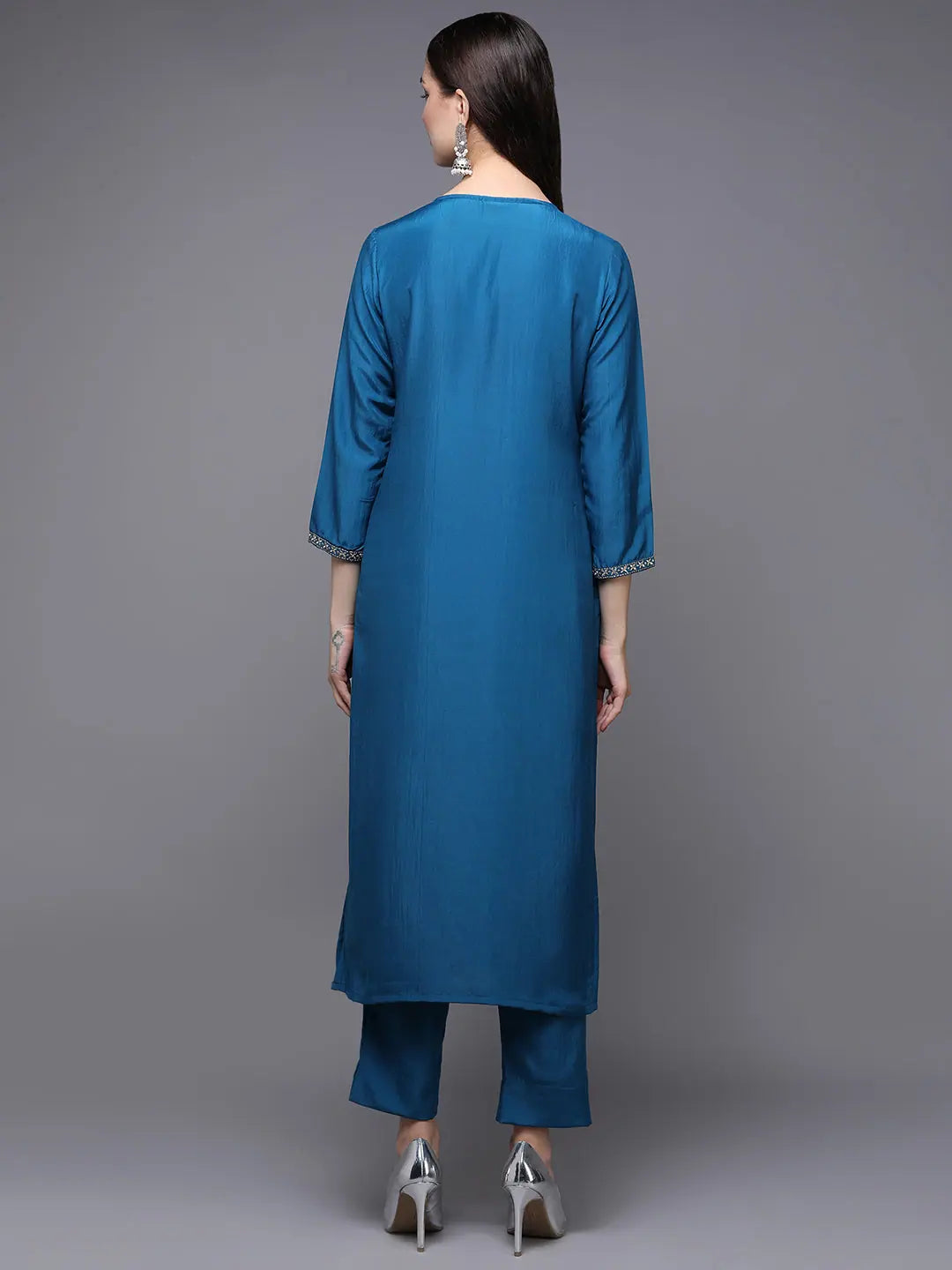 Blue Embroidered Silk Kurta Set - Elegant Women's Kurta Sets