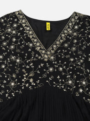 Women Georgette Embroidered Kurta-VCK9184