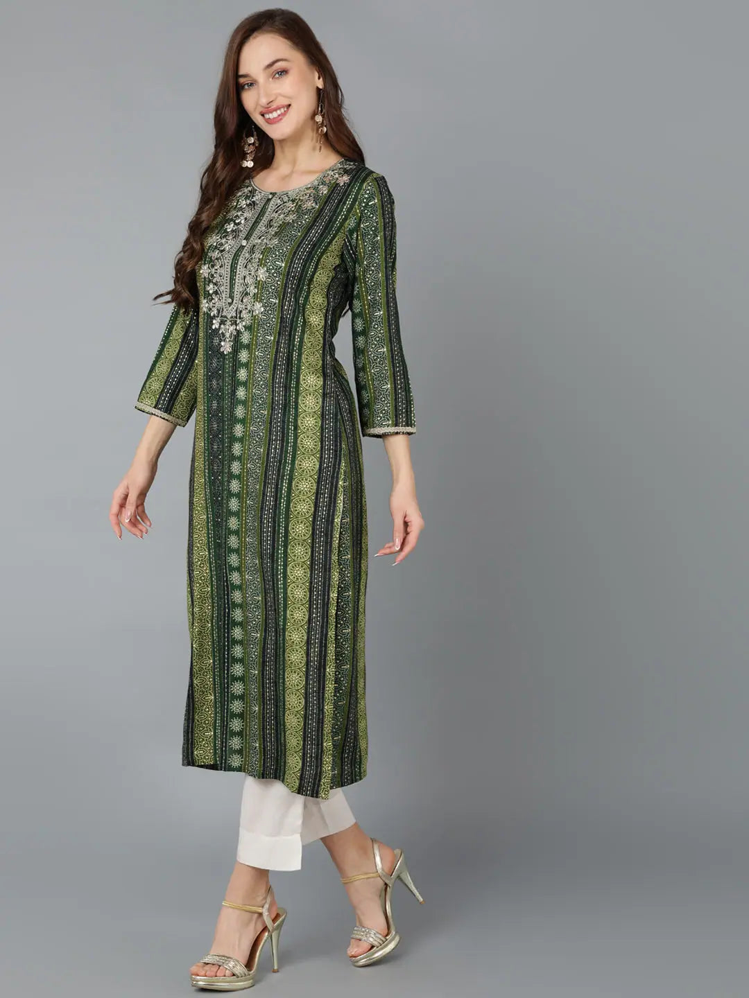 Green Printed Viscose Rayon Indian Kurta - Embroidered Detail