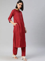 Women Cotton Blend Solid Kurta Trouser