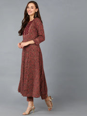 Women Maroon Cotton Blend Striped Printed