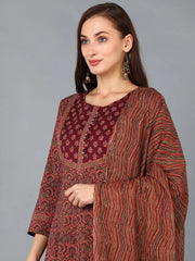 Women Maroon Cotton Blend Striped Printed