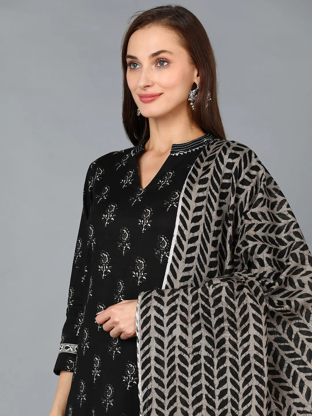 Black Paisley Print Kurta Set | Women's Cotton Kurta Sets