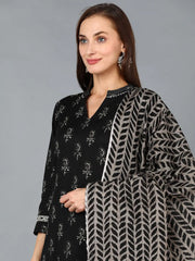 Women Black Cotton Blend Paisley Printed