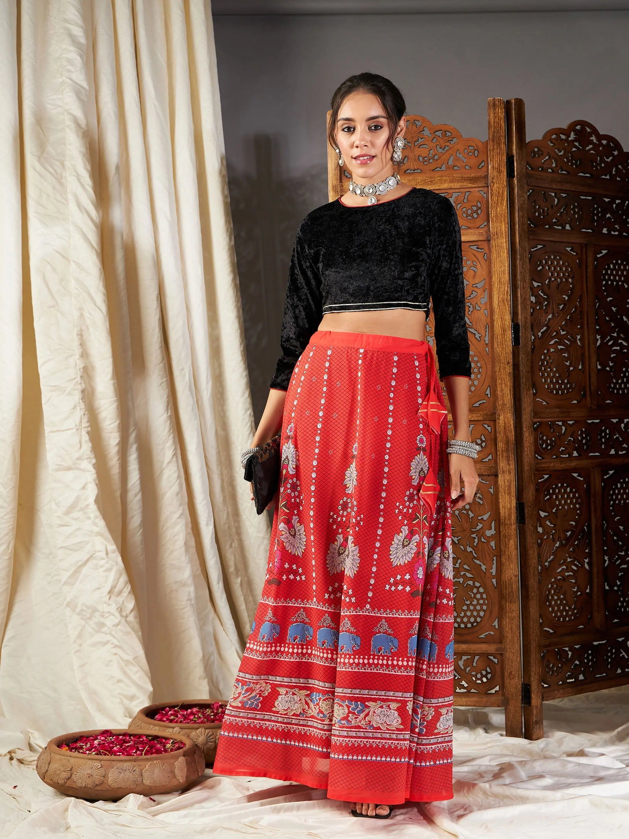 Black Velvet Crop Top - Trendy Women's Western Clothing