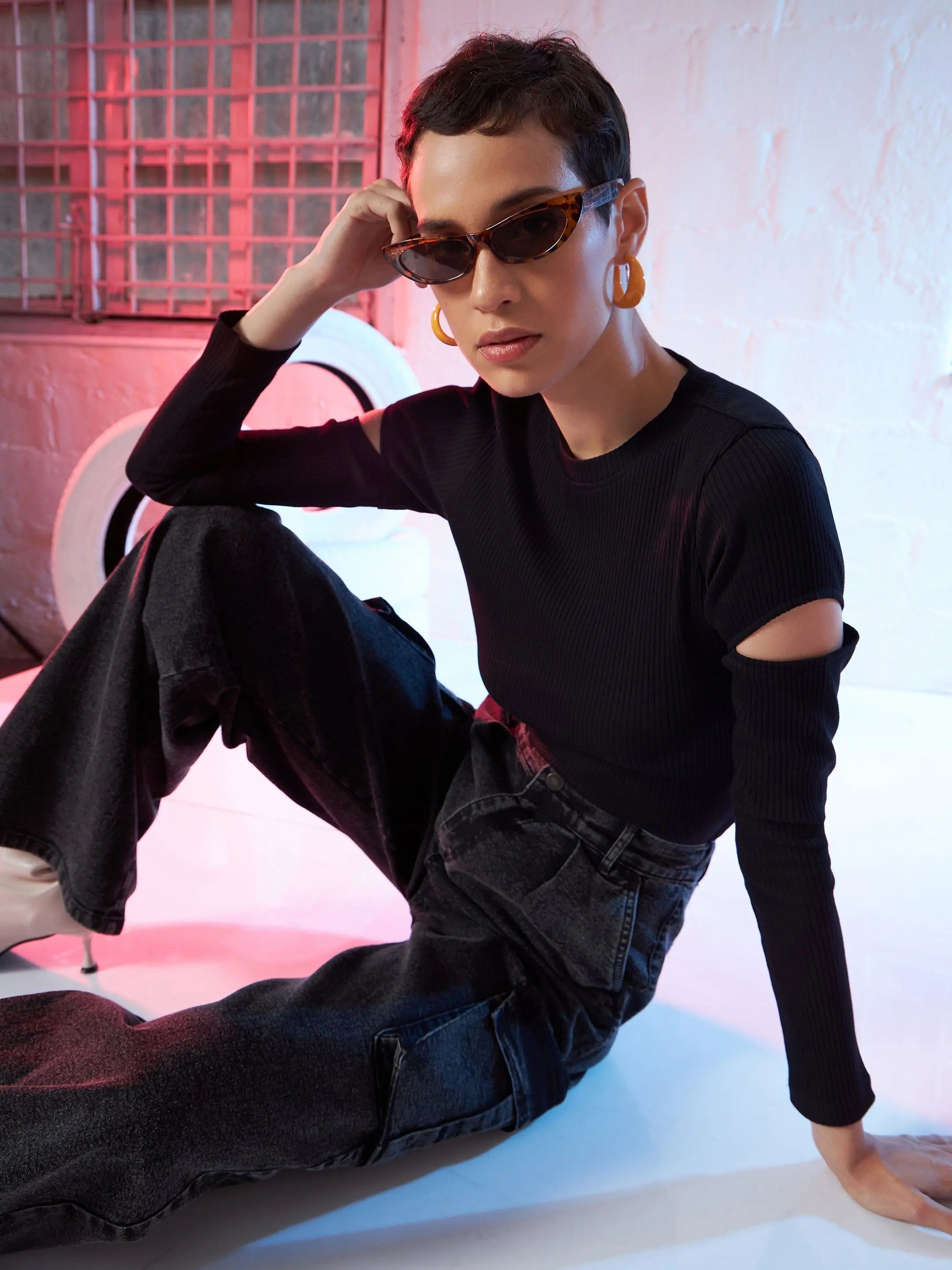 Black Bicep Cut Out Rib Top | Women's Western Wear Outfits