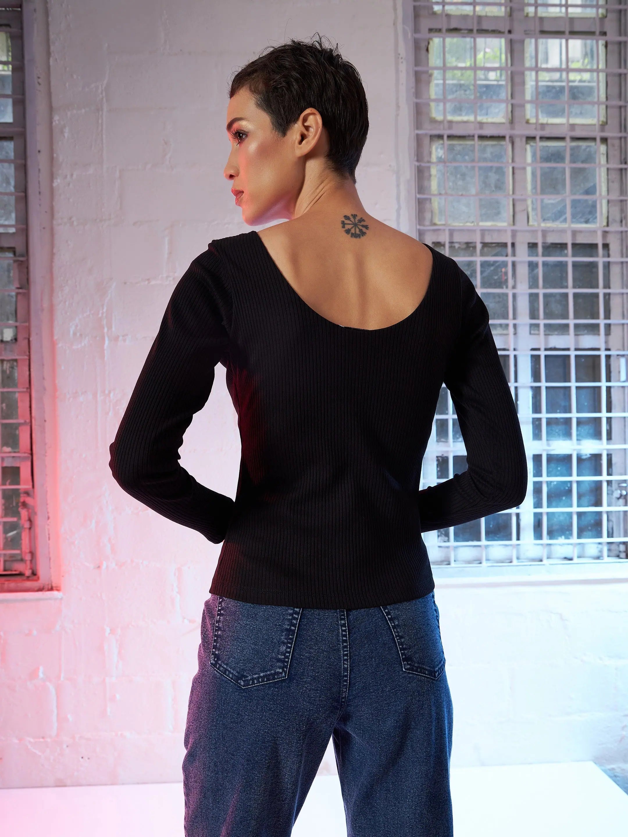 Black Sweetheart Rib Top - Stylish Women's Tops