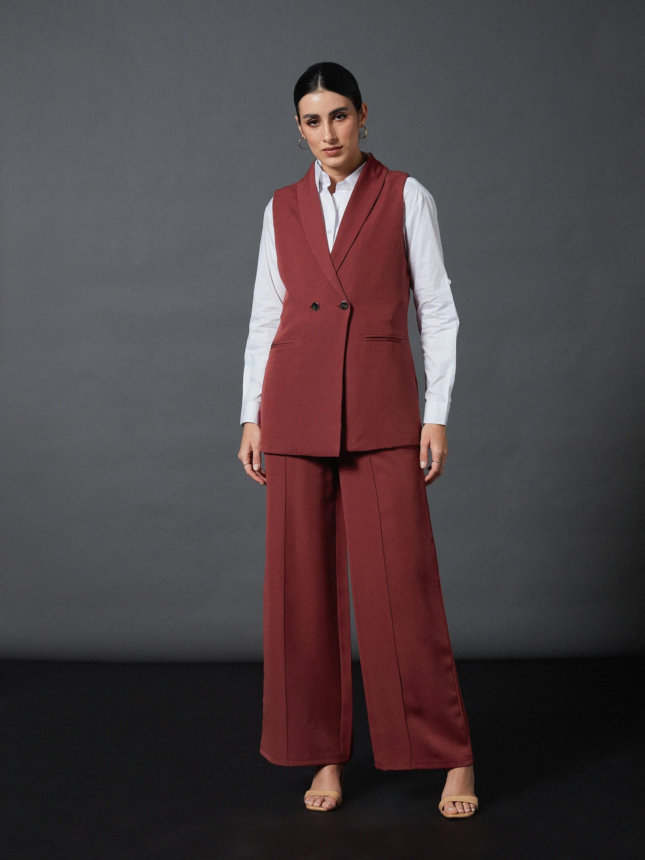 Sleeveless Longline Blazer | Women's Western Wear Outfits