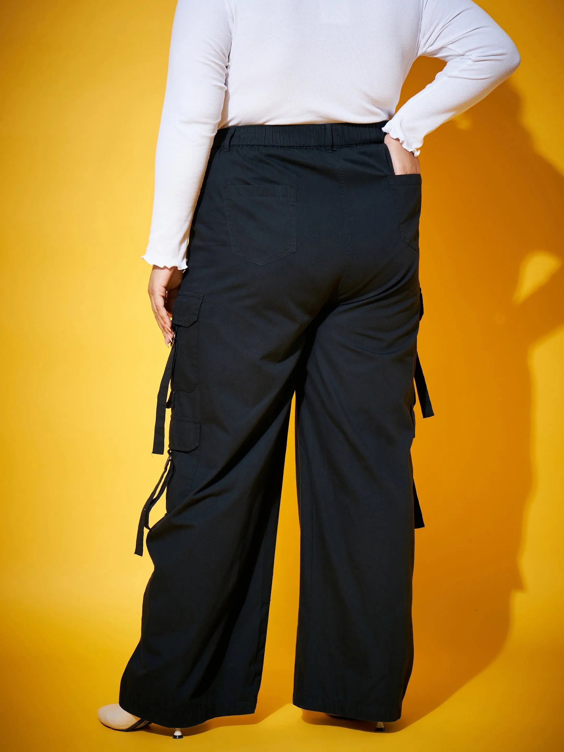 Black Tencel Cargo Pants - Women's Western Wear Outfits