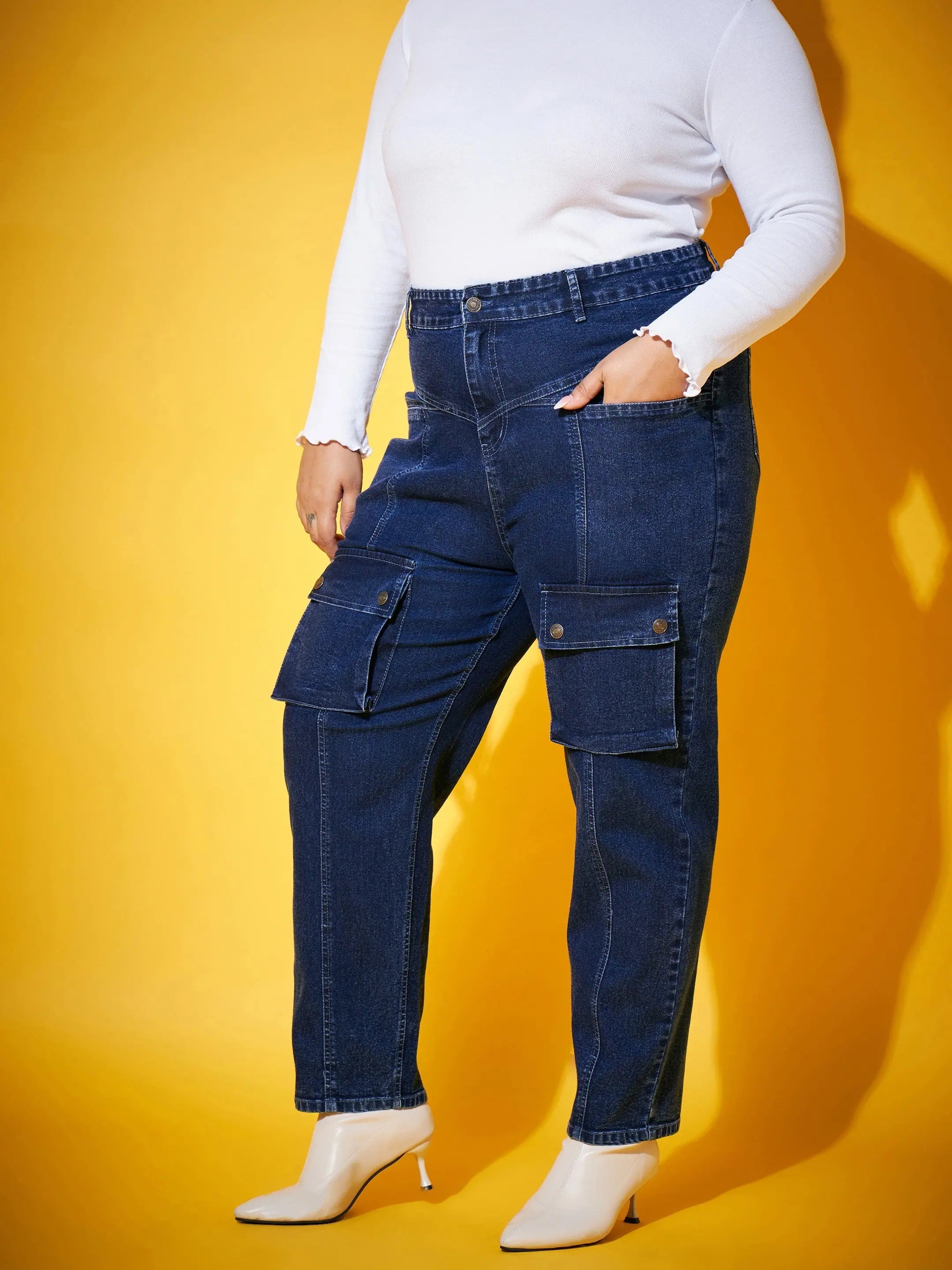 Women Navy Wash Jeans - Comfort Fit Denim Pocket Jeans